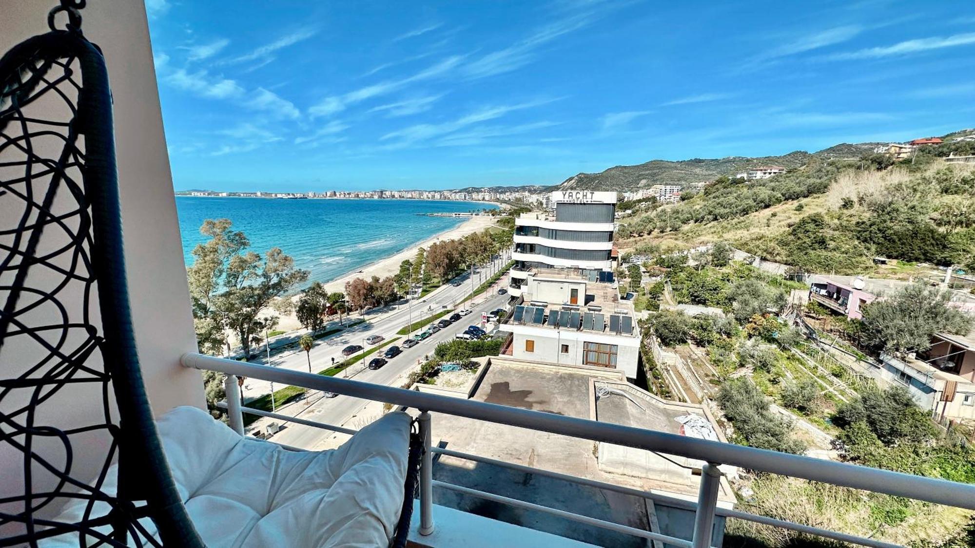 Beach Front Apartment Avlonya Dış mekan fotoğraf